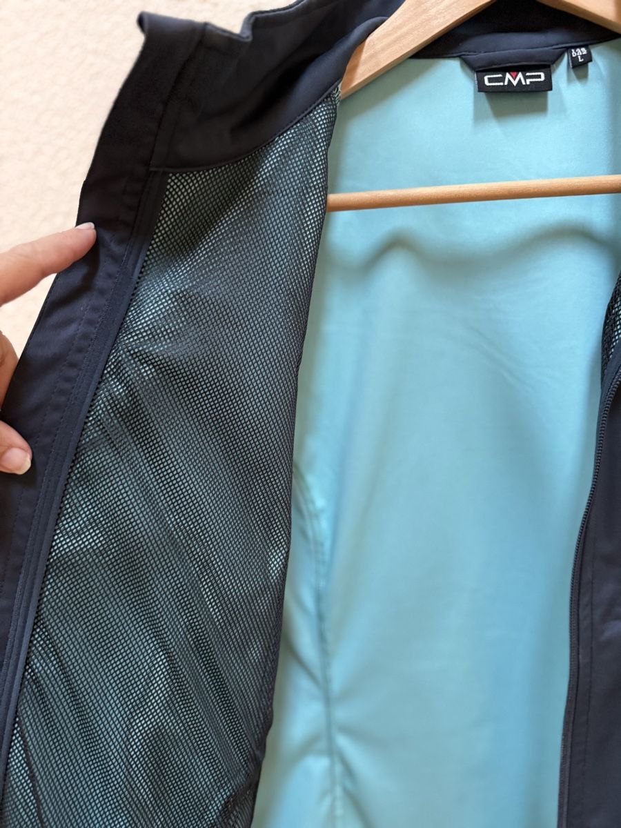CMP Gilet & Giacche senza maniche: CMP Softshell Weste Damen dunkelblau Grösse L neuwertig – Usato da Fislisbach venduto da Ananas13 2