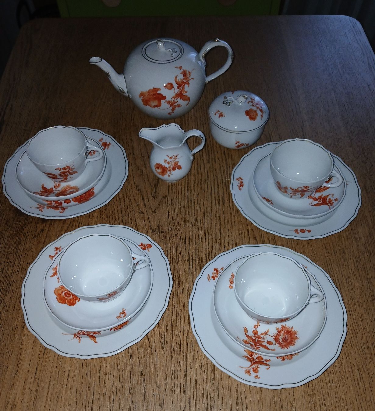 Set di piatti: Meissen Geschirr – Usato da Aarburg venduto da Emelie