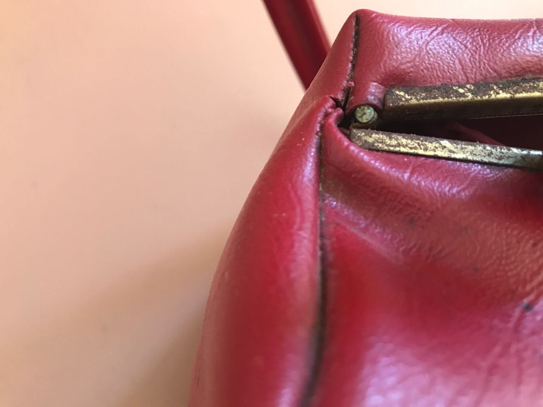 Borse da donna: Antike rote Leder Tasche – Usato da Basel venduto da jillybean 4