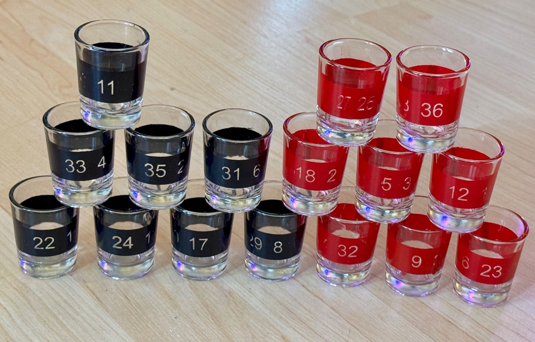 Giochi: !!!FINAL SALE!!! "Roulette" Trinkspiel mit Schnapsgläser – Usato da Seuzach venduto da Inspektor99 3