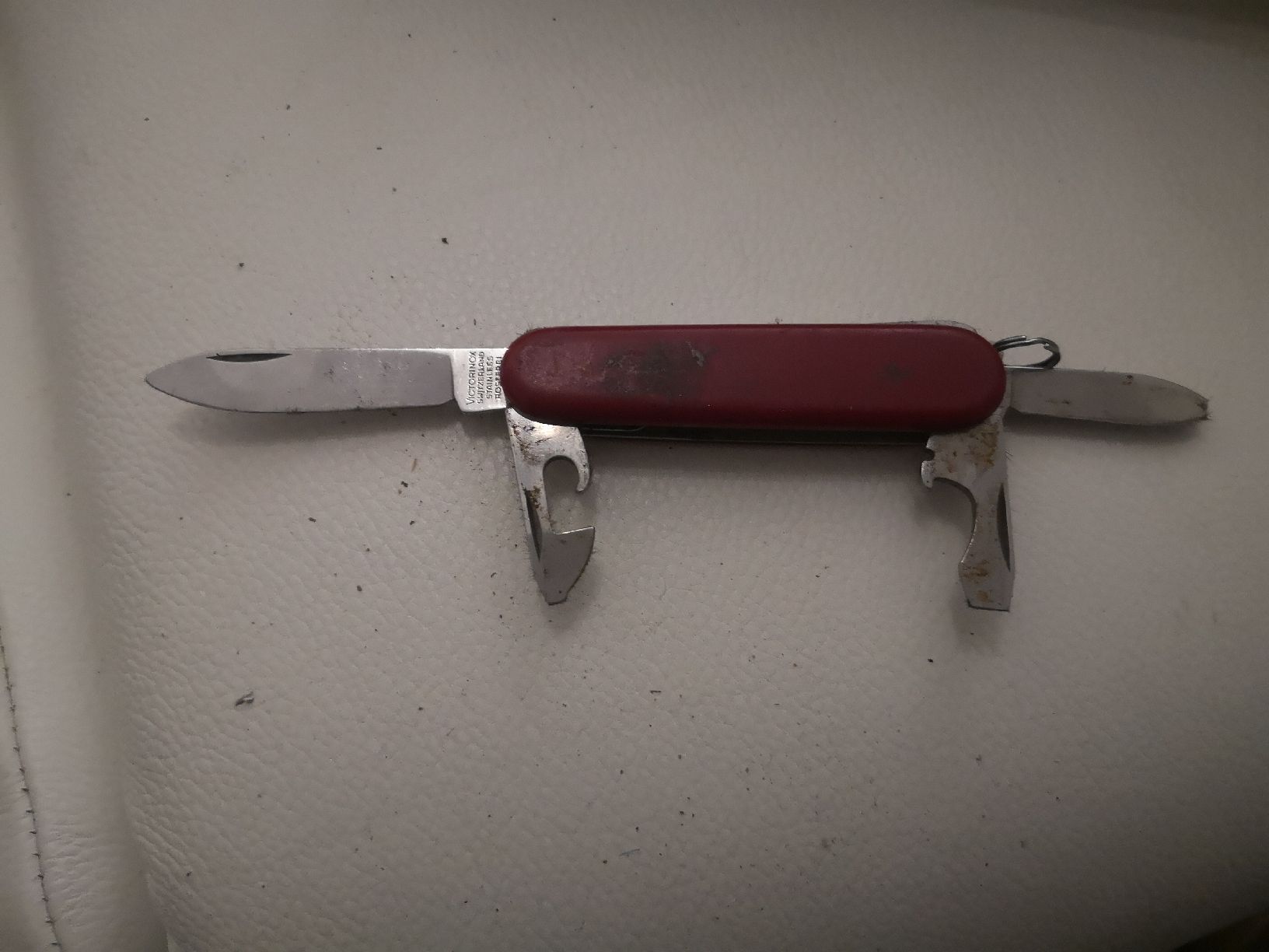 Victorinox Coltelli tascabile: Victorinox Offiziersmesser rot – Usato da Belp venduto da mar_76s8 1