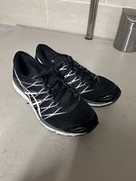 Baskets asics t. 46