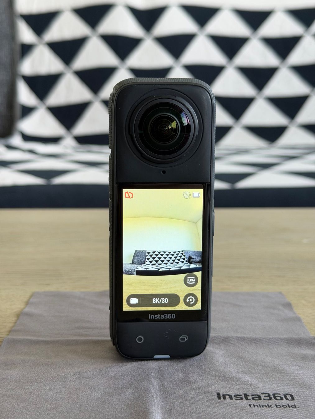 Insta360 Action Cam: Super Insta360 X4 Actioncam 8K – Usato da Dübendorf venduto da _pippus 1
