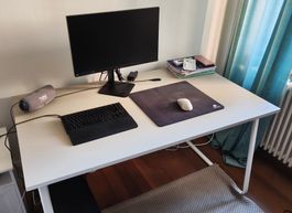 IKEA HUVUDSPELARE gaming desk, 140×80 cm
