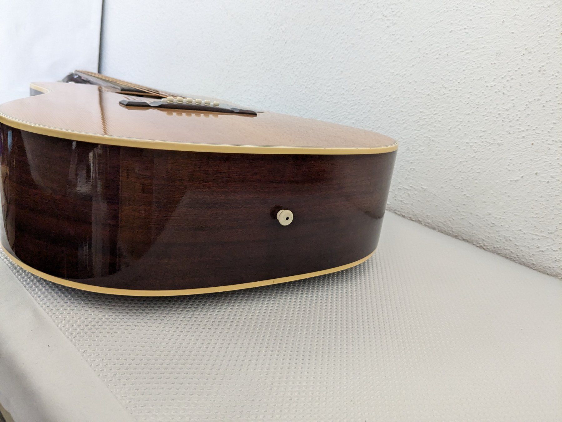Washburn Musikinstrumente: Washburn D-20 Akustikgitarre Vintage – Gebraucht aus Weinfelden von blaukreuz_brocki_TG 4