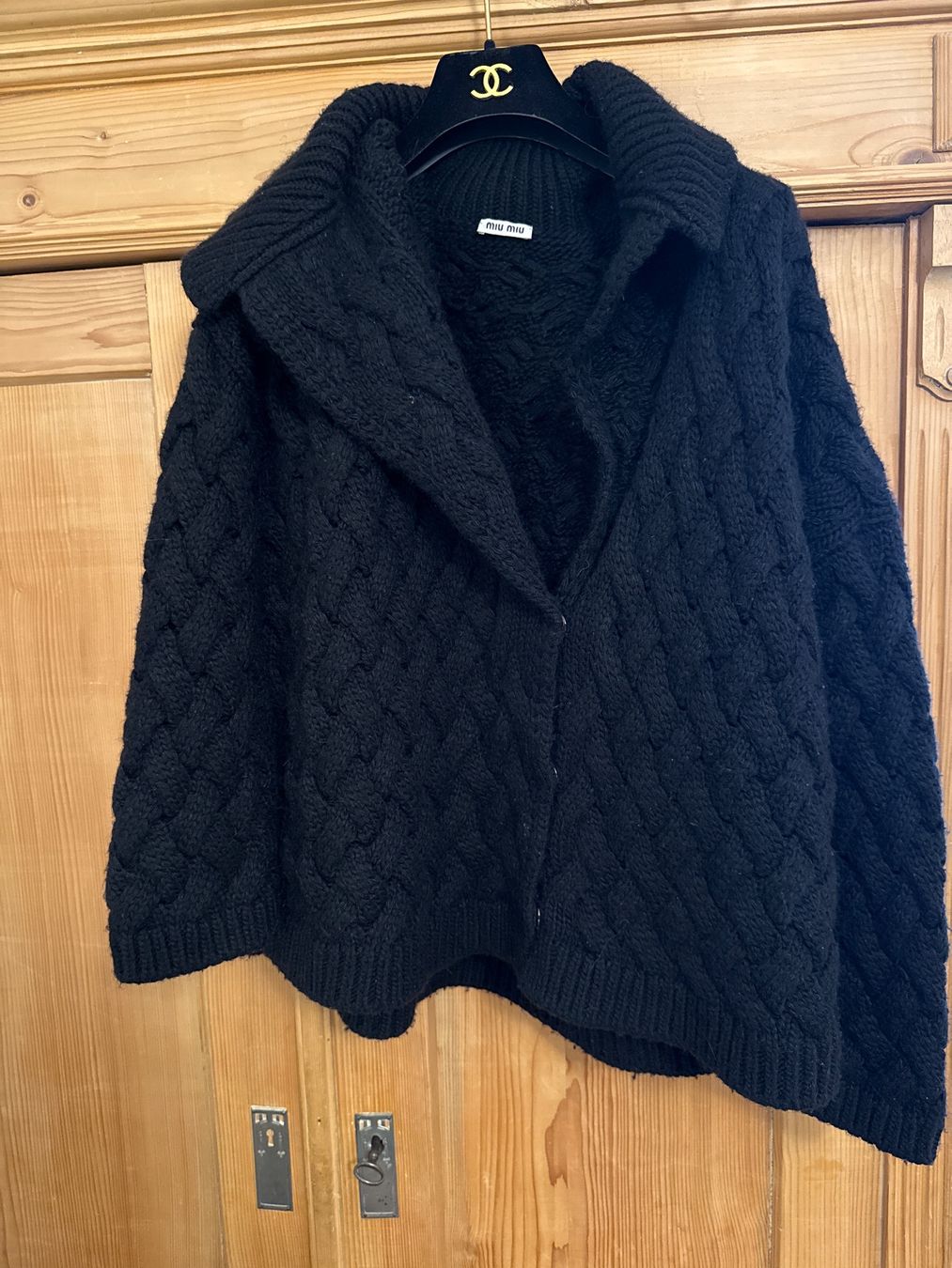 Miu Miu Maglioni & Felpe: miumiu strickjacke – Usato da Bern venduto da alcappone 1