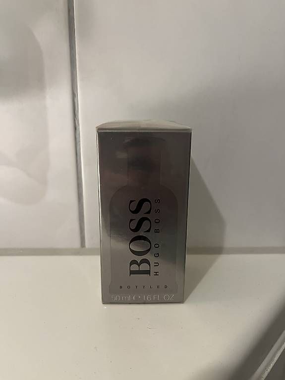 Parfum & Eau de Toilette: Hugo Boss Bottled 50ml - originalverpackt – Gebraucht aus Zürich von lin_92hw
