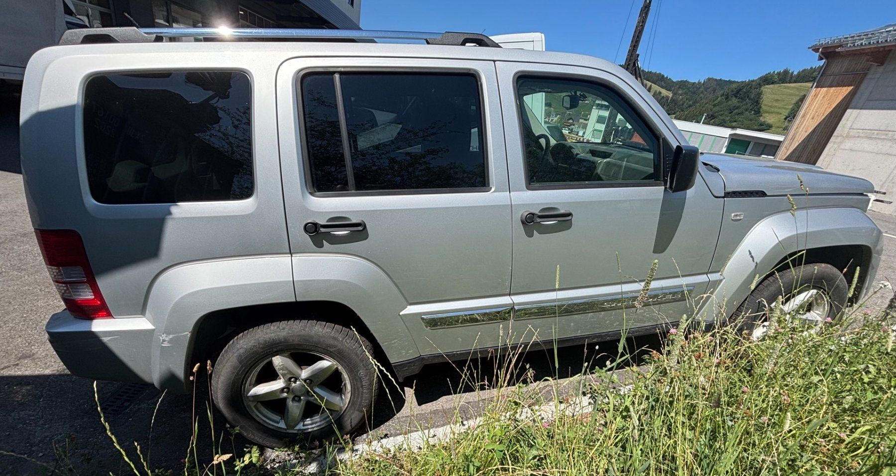Jeep Autos: Jeep Cherokee 2.8 CRD – Défectueux à Rothenthurm par schwinger21 3