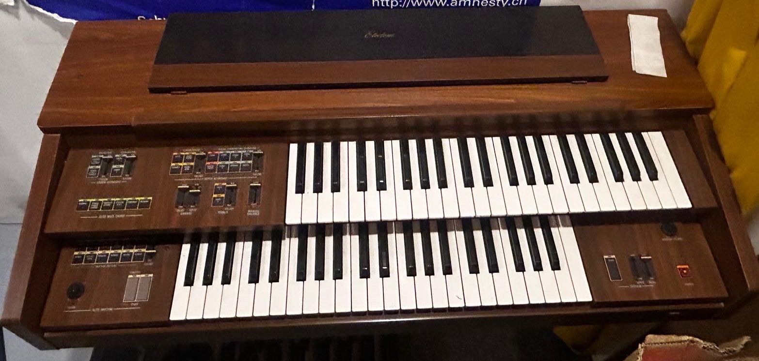 Yamaha Strumenti musicali: Elektronische Combo-Orgel Yamaha Electone – Usato da Solothurn venduto da mat_56yl
