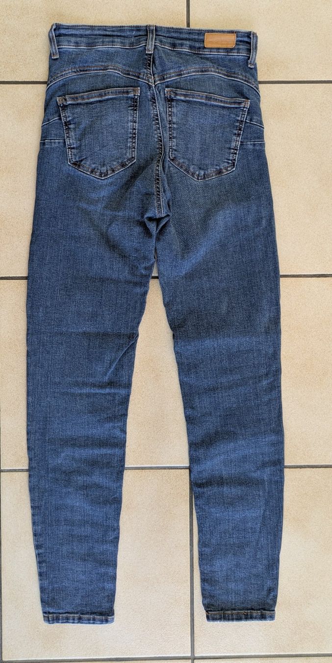 Pull&Bear Jeans: 2 Jeans "Pull & Bear" Gr. 38 – Usato da Bonstetten venduto da Scoutinggirl 4