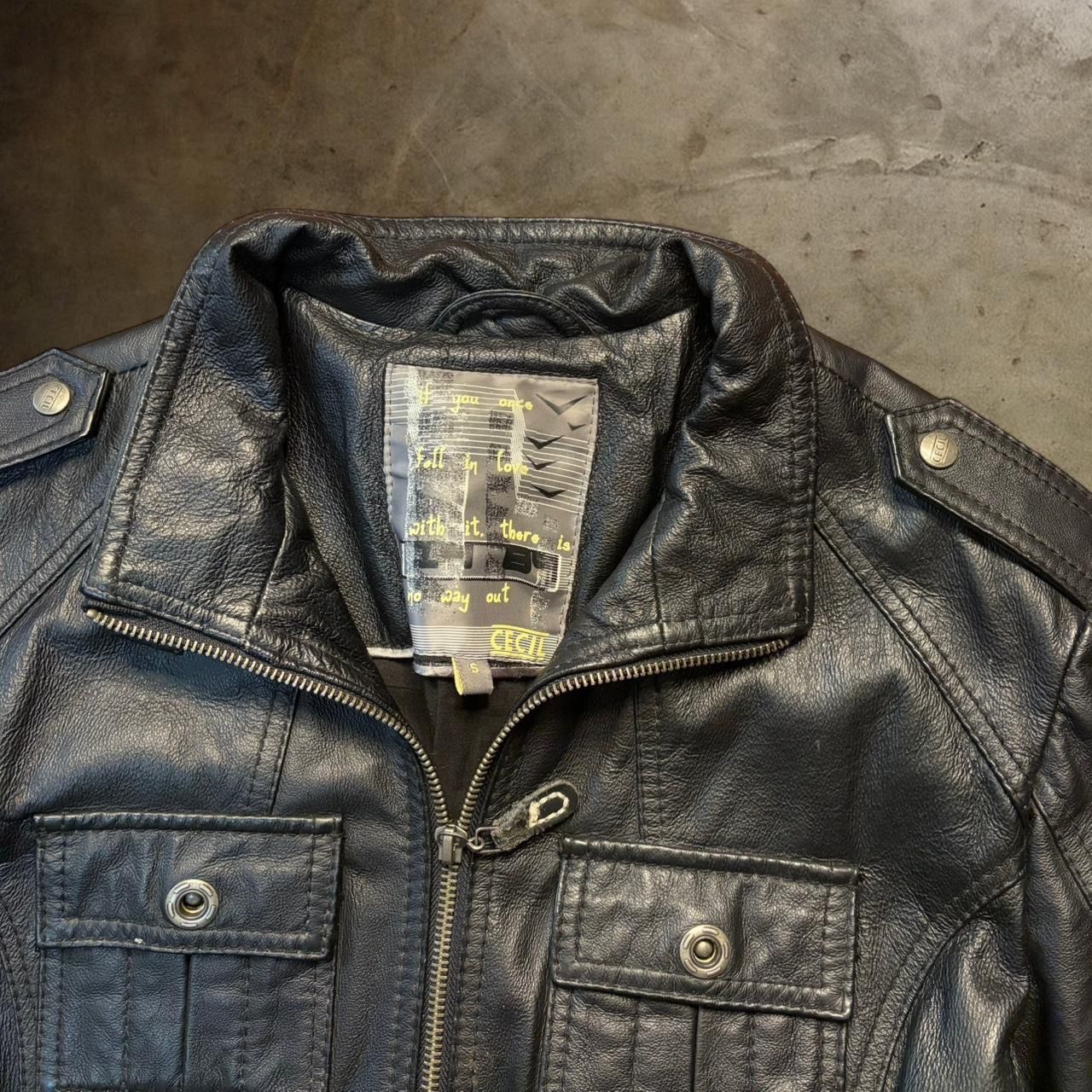 Giacche: Jacke Echte Leder mit Gürtel – Usato da Capolago venduto da LA.BOTTEGA 3
