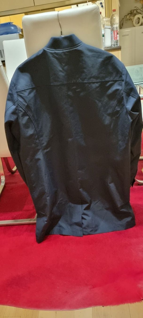 Cappotti: Selected Gr. L – Nuovo e nell'imballaggio originale da Luzern venduto da Reni025 1