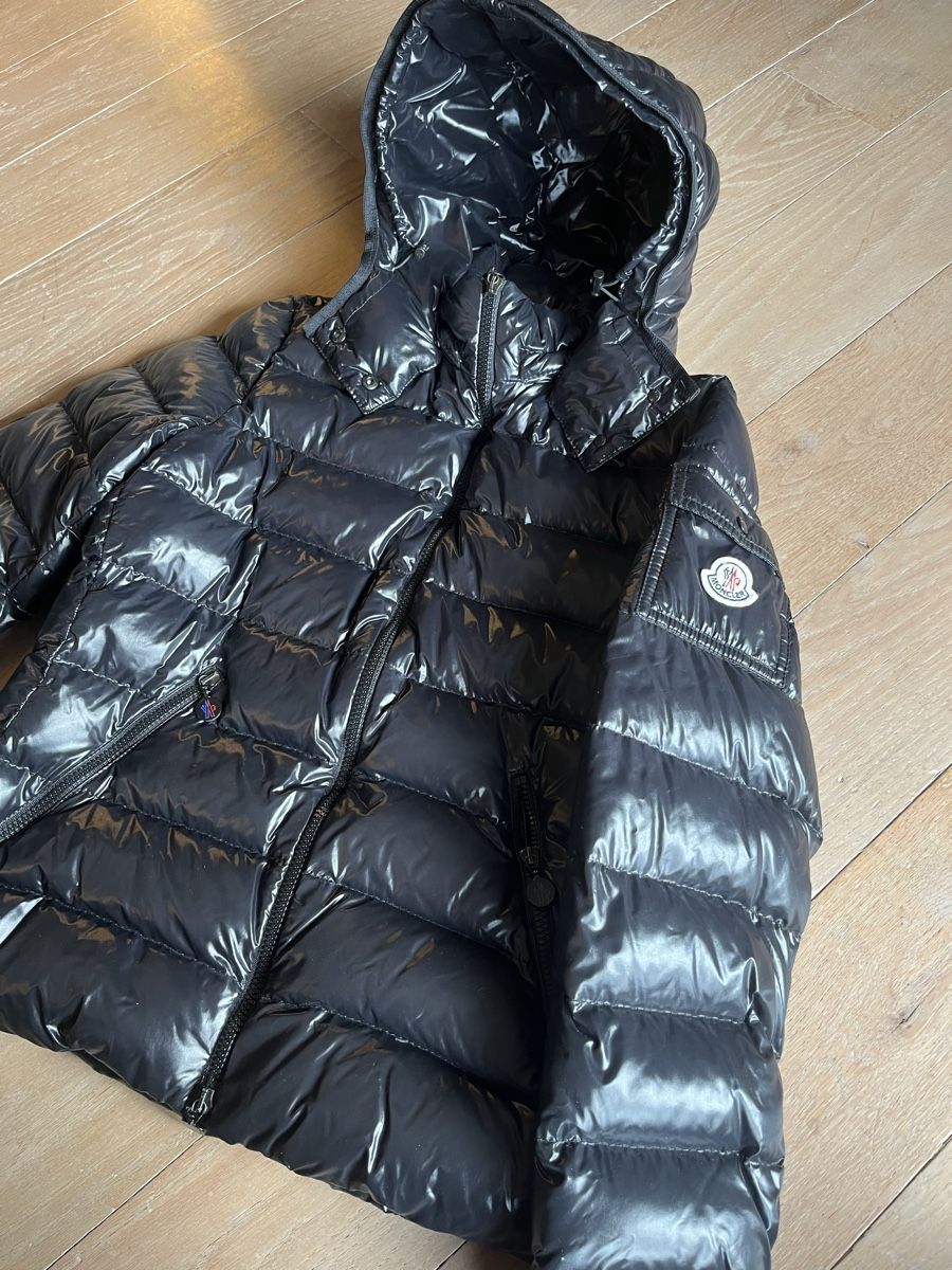 Moncler Giacche: Moncler Daunenjacke Schwarz Grösse 4 – Nuovo (secondo la descrizione) da Zürich venduto da ghome 2