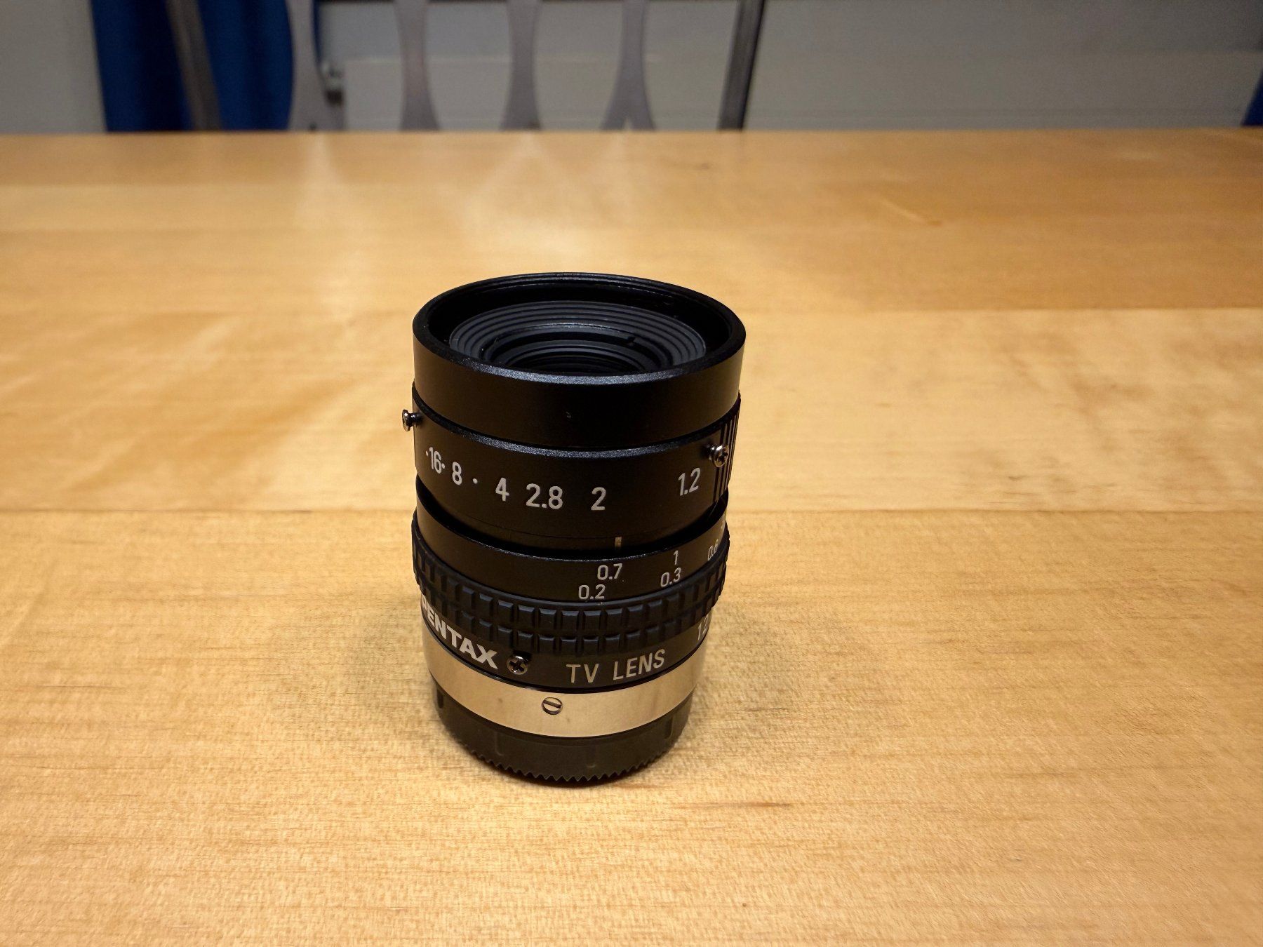 Pentax Objectifs: Objektiv Pentax 1.2/12mm C-Mount – D'occasion à Alchenflüh par Siriusbern