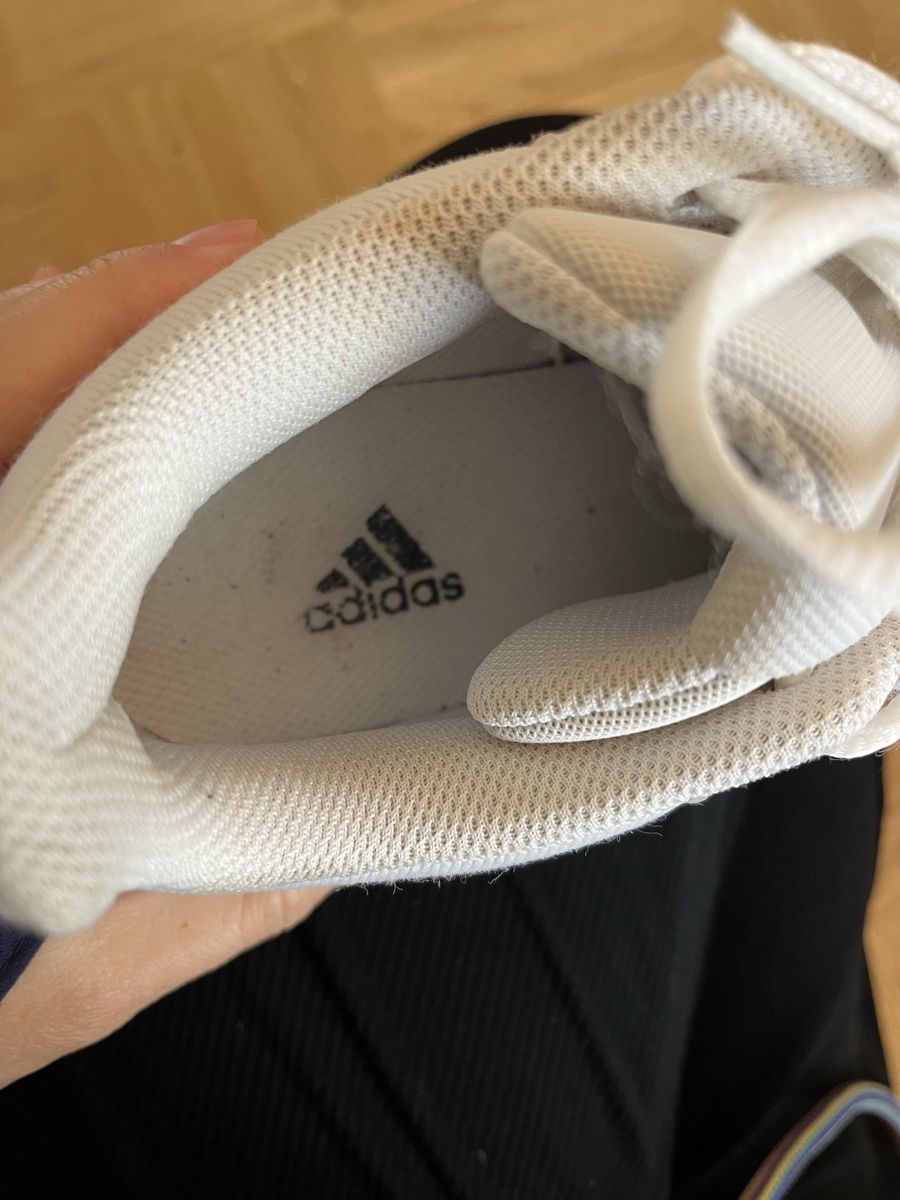 Adidas Scarpe da donna: Adidas tennis shoes – Nuovo (secondo la descrizione) da Thalwil venduto da zen_hpz5 3