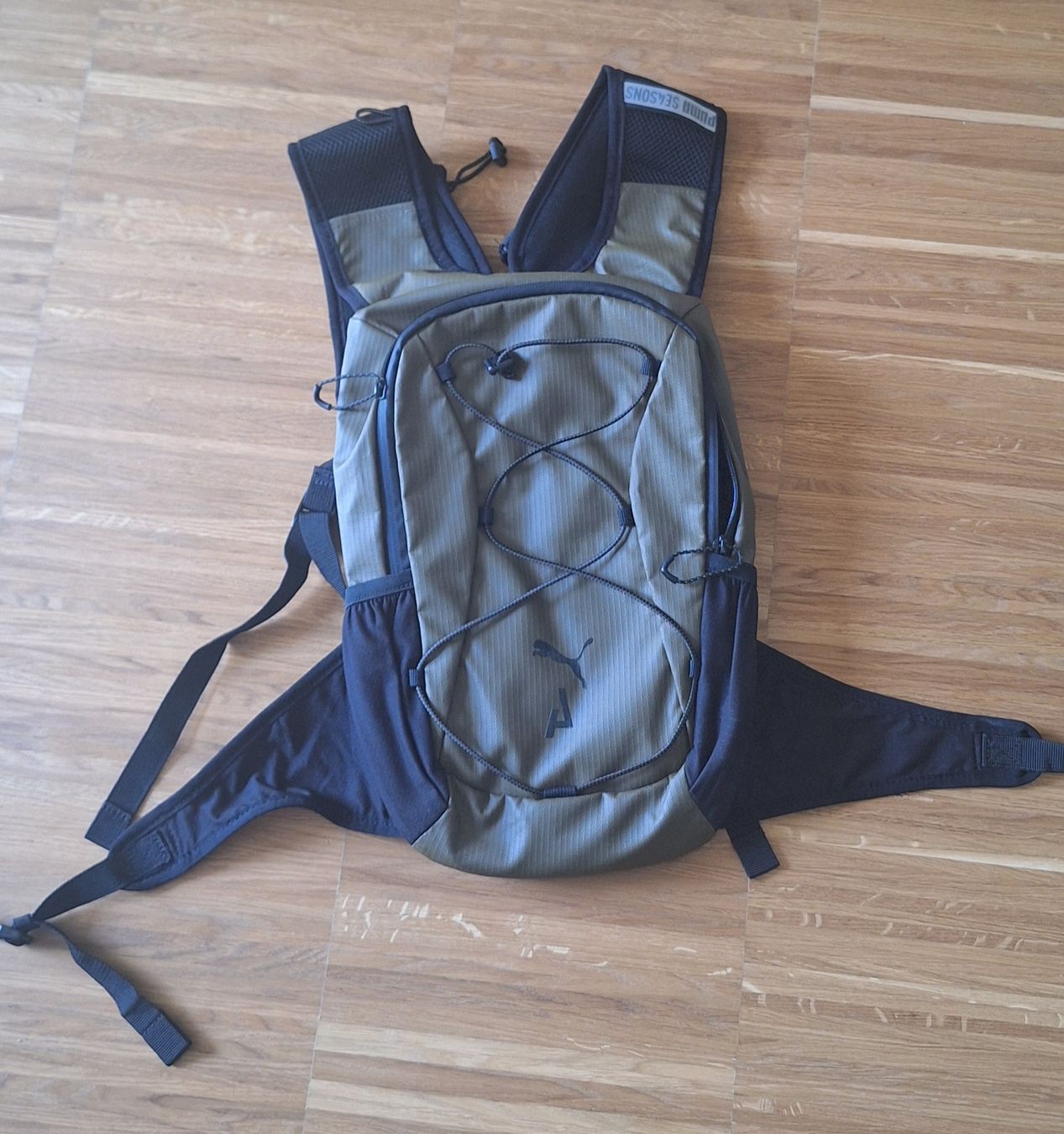 Puma Zaini: Puma SE4SONS Trail Running Rucksack 6L – Nuovo (secondo la descrizione) da Zürich venduto da asrith