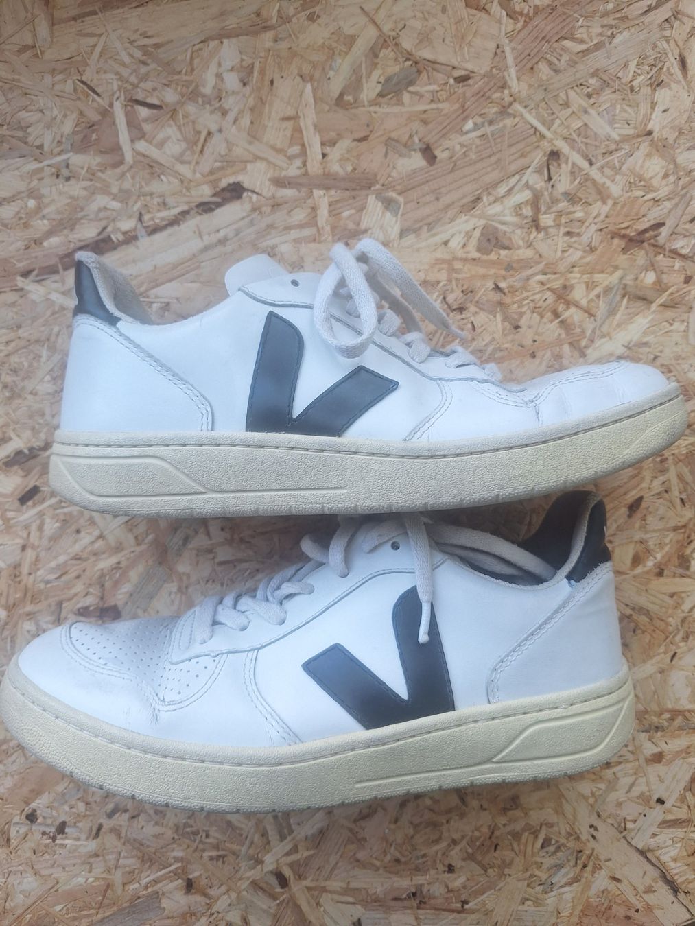 Veja Scarpe da uomo: Veja Sneaker Gr.39 – Usato da Horw venduto da neigette 1