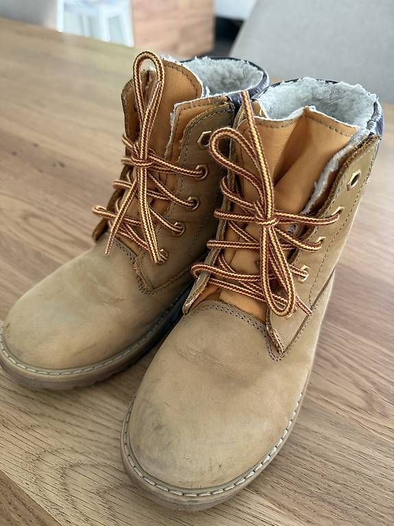 Scarpe per ragazzi: Kinder Winterschuhe Gr. 30 – Usato da Gwatt (Thun) venduto da Bennae 3
