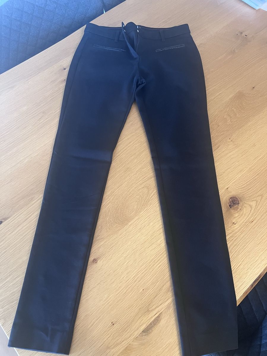 Tommy Hilfiger Pantaloni: Tommy Hilfiger – Nuovo (secondo la descrizione) da Langenthal venduto da Nu89