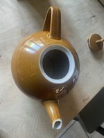 Brauner Rössler Tee-Krug mit Deckel.1,2 Liter