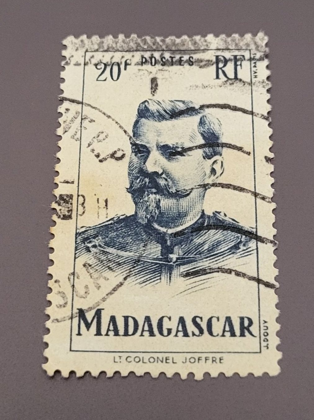 Tutti i francobolli: Madagaskar 1946 alte briefmarke – Usato da St Gallen venduto da Stampsalshobby