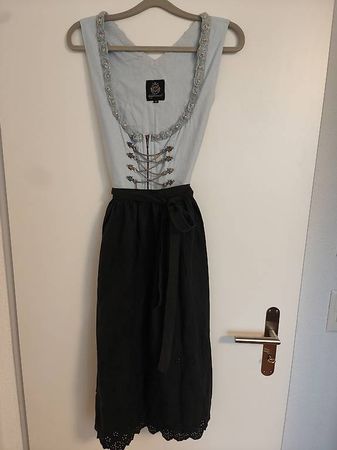 Dirndl hellblau Grösse 38/40