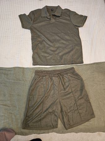 Herren-Set Olivgrün (Größe M)
