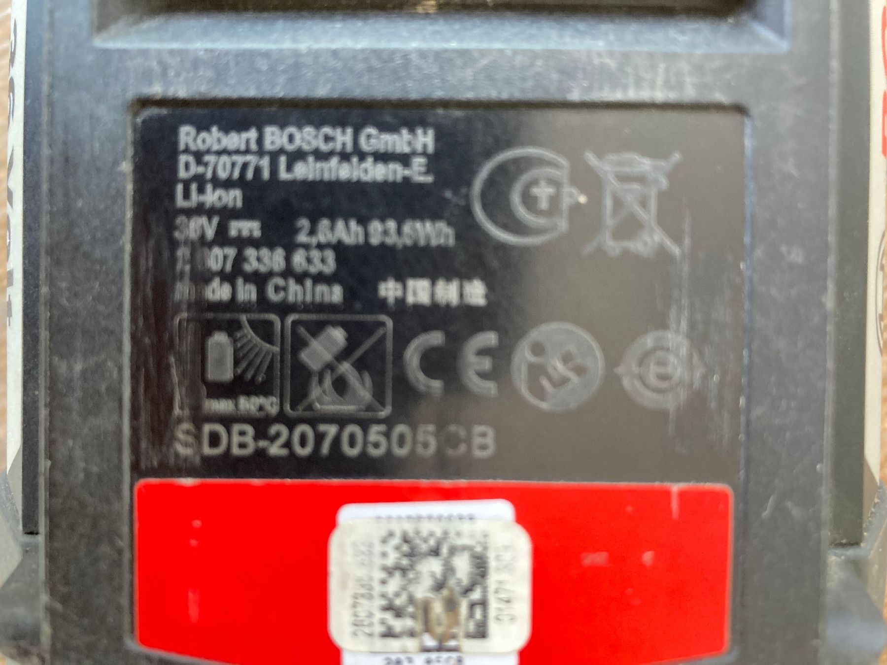 Bosch Caricatori & Batterie: Akku mit Ladegerät 36V 2.6Ah Bosch – Usato da Bönigen venduto da sailingbuli 2