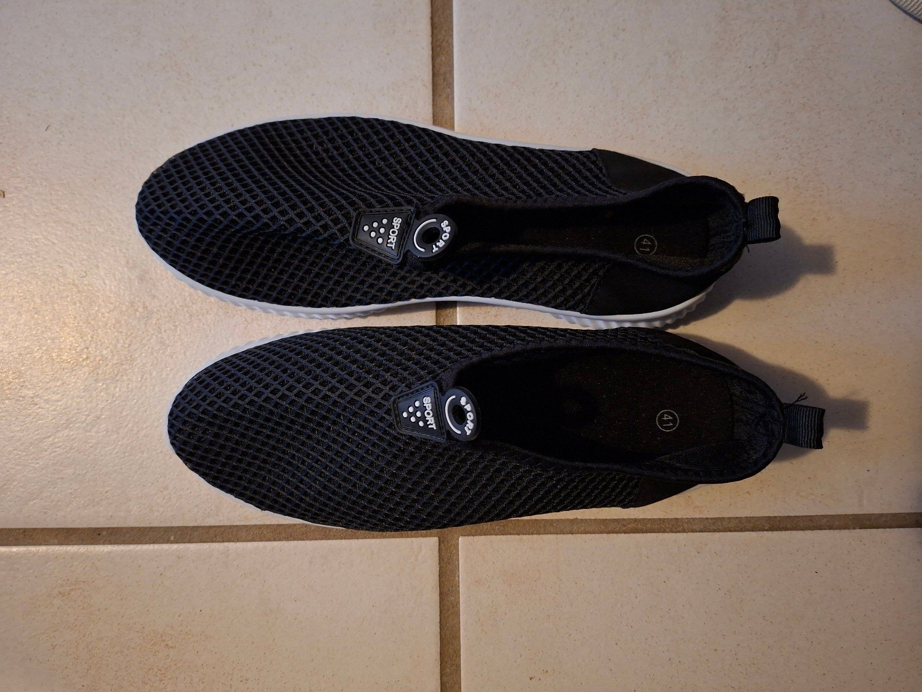 Damenschuhe: Sport Schuhe schwarz – Gebraucht aus Oberwil/Dägerlen von Dominique1606