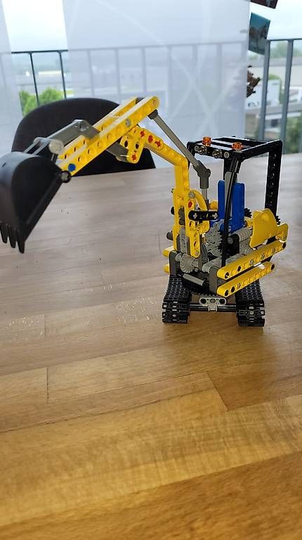 Lego Jeux de construction: Kompaktbagger 8047 – D'occasion à Olten par Einwegparadies 1