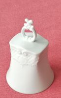 Edle Tisch - Glocke aus Porzellan, mit Relief - Struktur