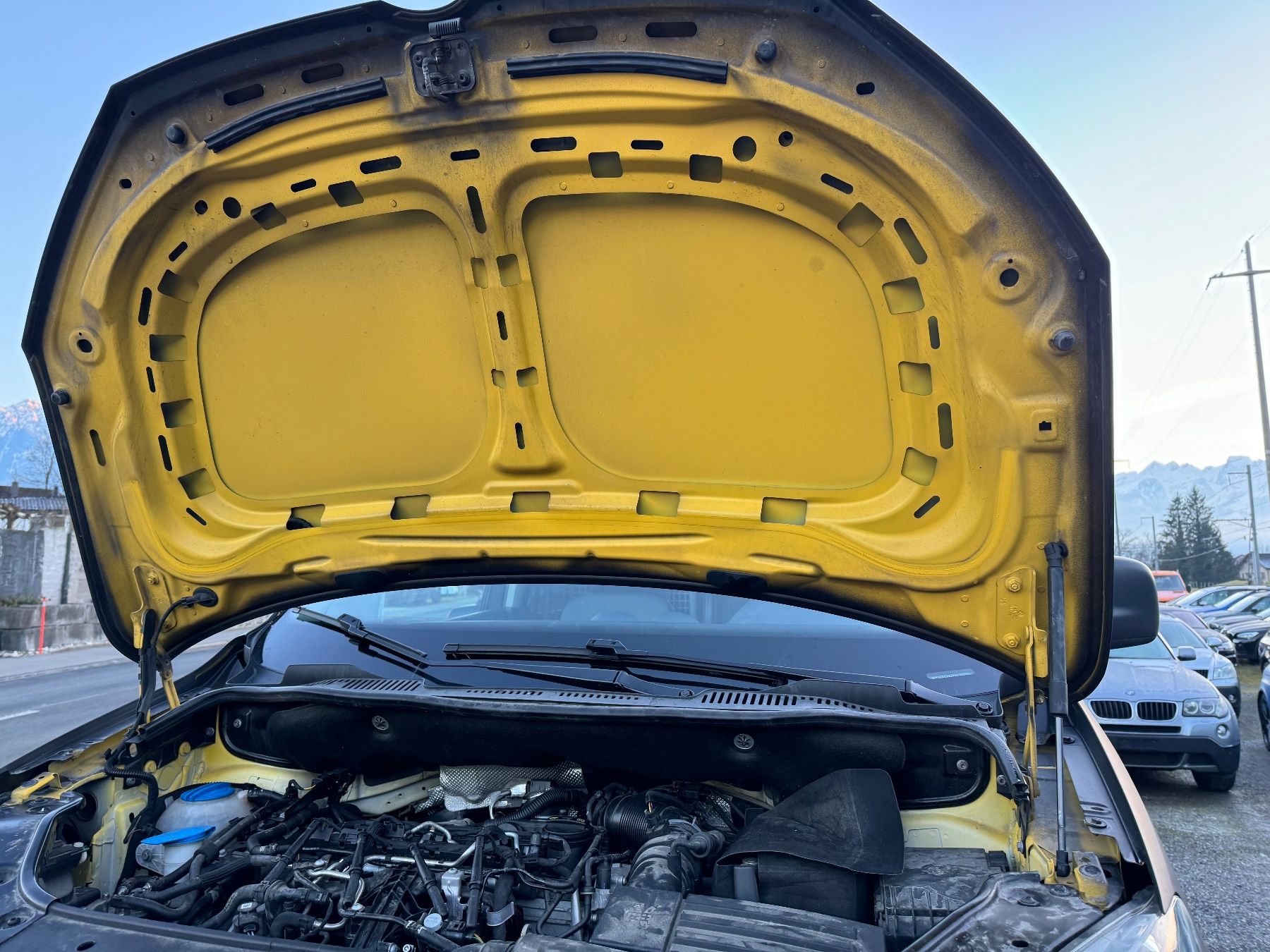 VW Veicoli commerciali: VW Caddy 4 Mot. Post 2 Plätze – Usato da Salez venduto da Vood 8