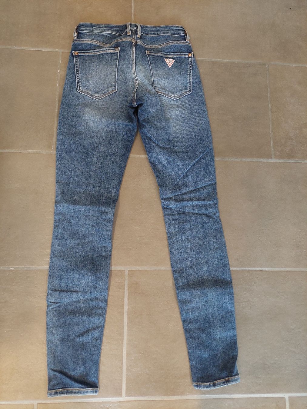 Guess Jeans: Neu* Guess Jeans – Neu (gemäss Beschreibung) aus Flurlingen von Atea8 2