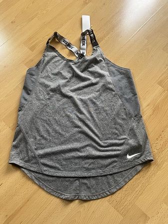 Nike Sport Shirt Grösse M