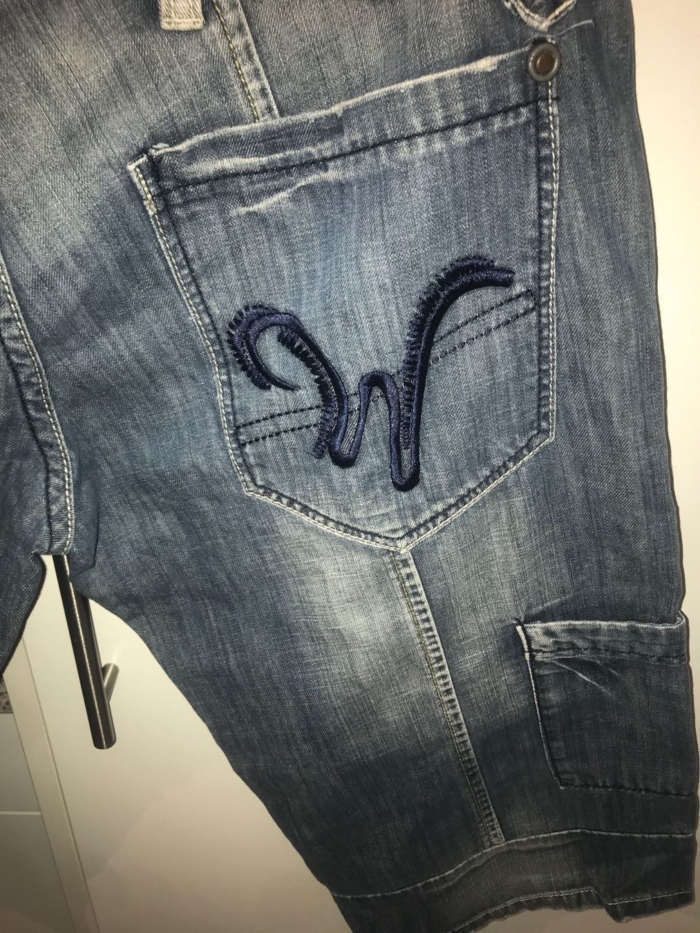 Jeans: JEANS SHORTS – Nuovo (secondo la descrizione) da basel venduto da lupettone 6