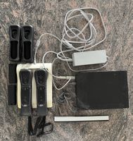 Nintendo Wii Konsole schwarz, 2 x Fernbedienungen