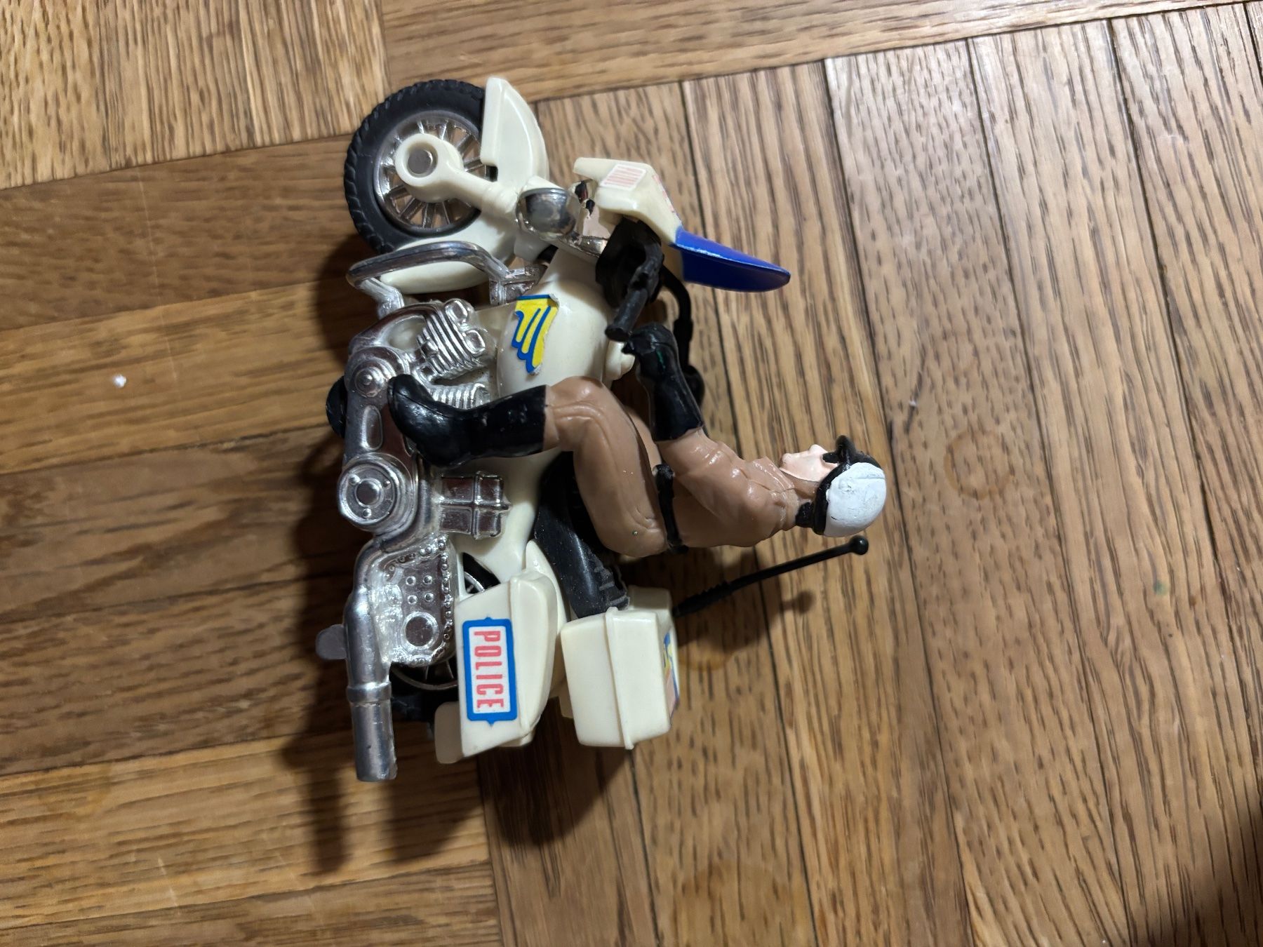 Giocattoli: Highway Patrol Polizeimotorrad aus Kunststoff – Usato da Tägerwilen venduto da mar_87t5 1
