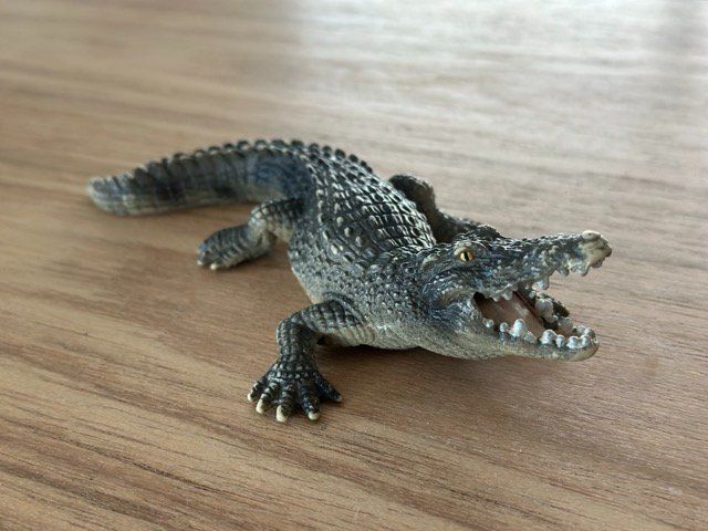 Statuette: Safari Ltd. Alligator Sammelfigur – Usato da Fällanden venduto da SafariSchleichCH