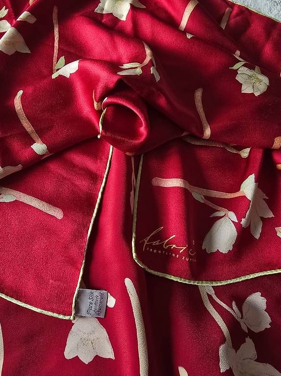 Fabric Frontline Foulard & Sciarpe: Fabric Frontline Zurich Pure Silk – Usato da Zürich venduto da bil_s7tp 1