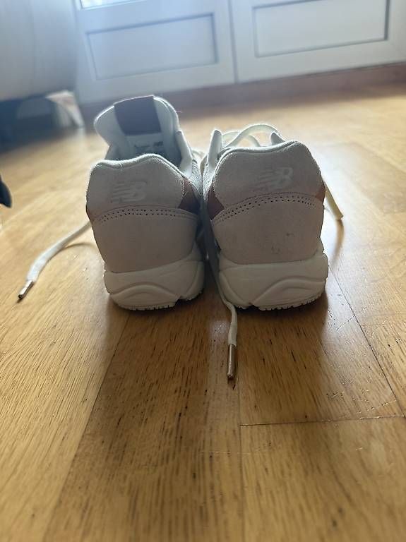 Scarpe da uomo: New balance  – Usato da Boudry venduto da laetite 1
