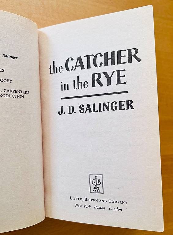 Libri: The Catcher in the Rye by J.D.Salinger – Usato da Bottmingen venduto da bsp_t6m8 2