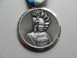 Huguenin Medaille Tracht Trachtenfrau Fest Trachtenfest 1983
