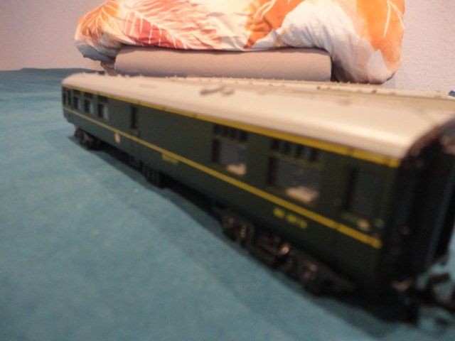 Trix Modelleisenbahnen: Trix Trains 4 Pullmann Wagen der British Railway ohne OKT – Gebraucht aus Wittenwil von trixmartin 1