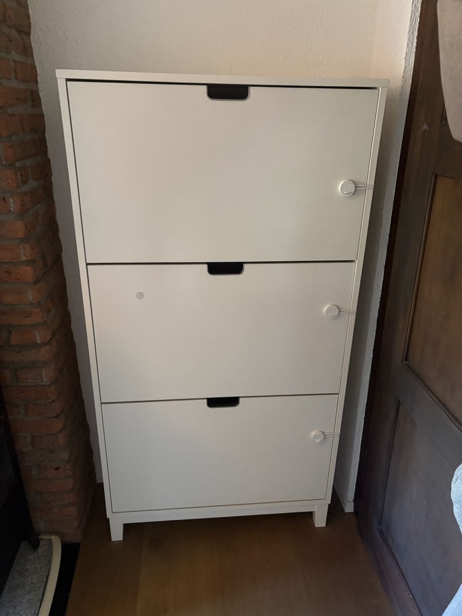 Armadi: Schuhschrank IKEA Ställ – Usato da Zeihen venduto da domtsche