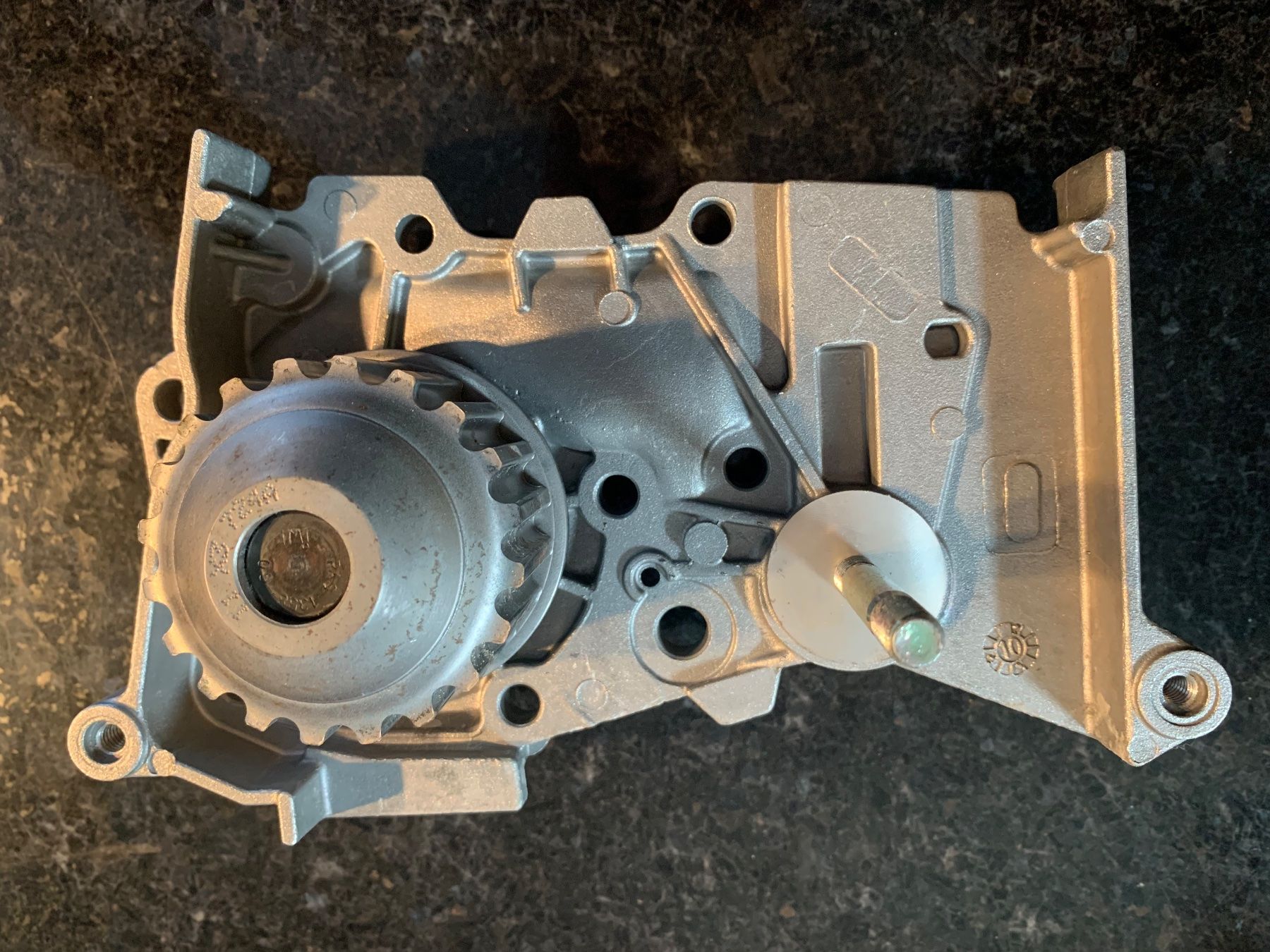 Autos: GRAF PA724A Wasserpumpe – Neu und originalverpackt aus Rorschach von lobosch1 3