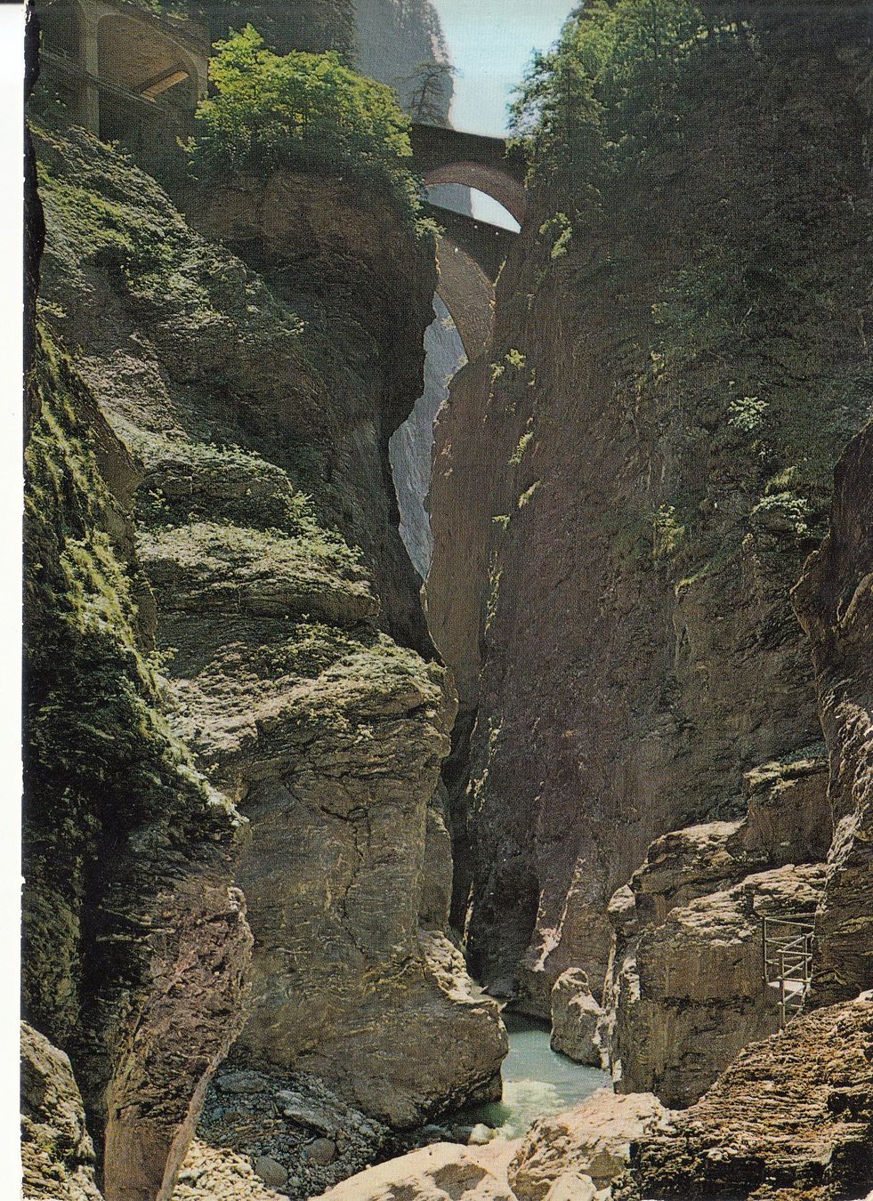 Cartoline postali: Viamalaschlucht 1977 – Usato da Bürglen TG venduto da StampGraf