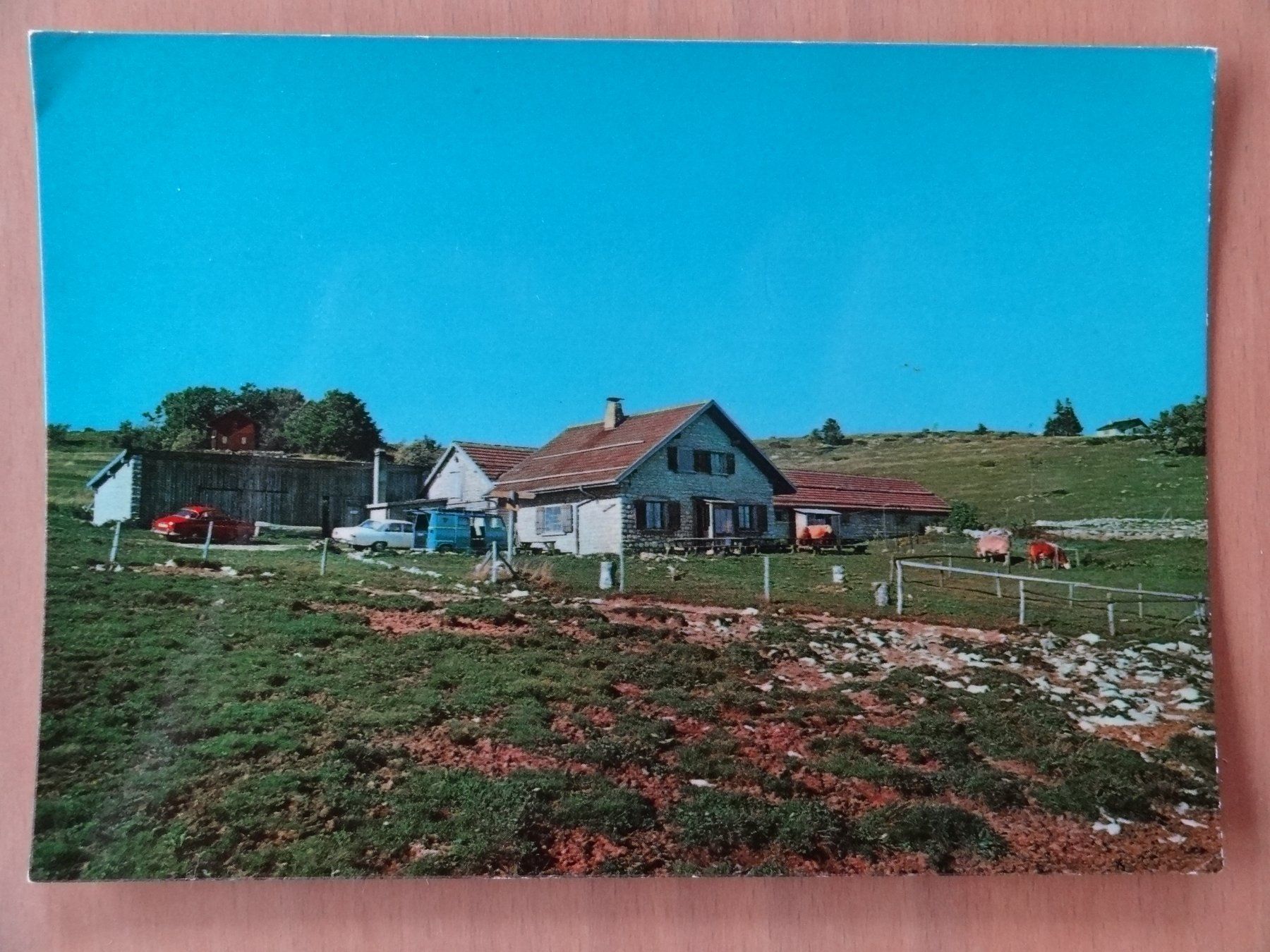 Cartes postales: La Roche-Devant - Neuchâtel – D'occasion à St Léonard par Riglin