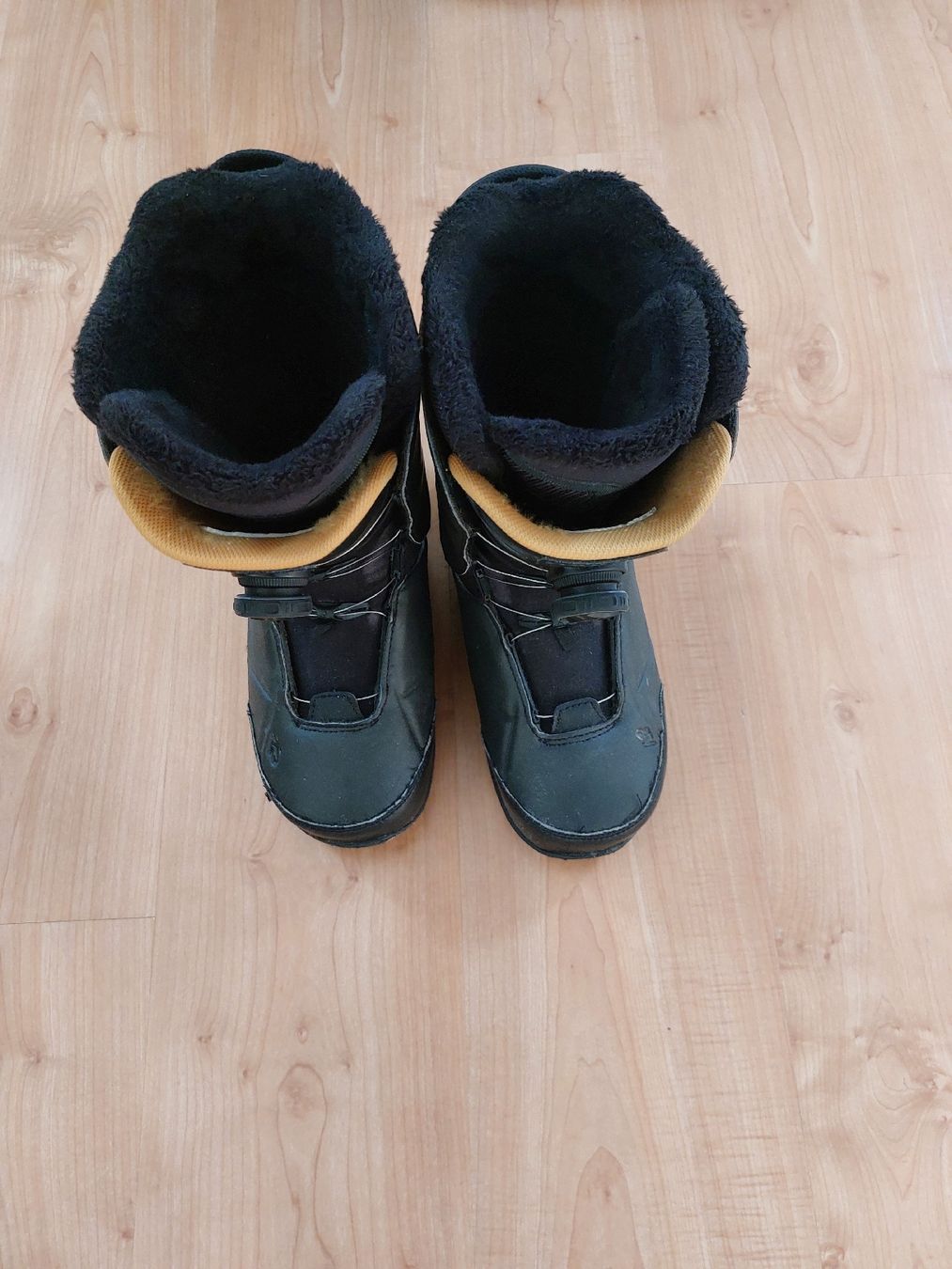 Vibram Scarpe da uomo: Boots de snowboard – Usato da Bulle venduto da T-STR 2