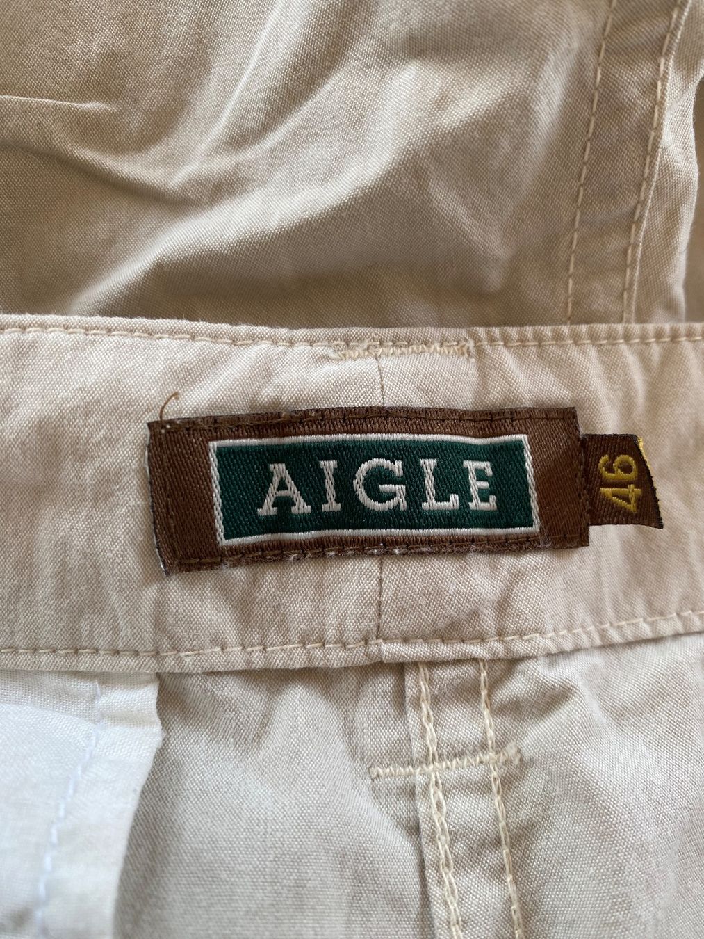 Pantaloni: Bermuda de la marque AIGLE !!NEUF!! – Nuovo (secondo la descrizione) da Pfaeffikon ZH venduto da BACozAfer 2
