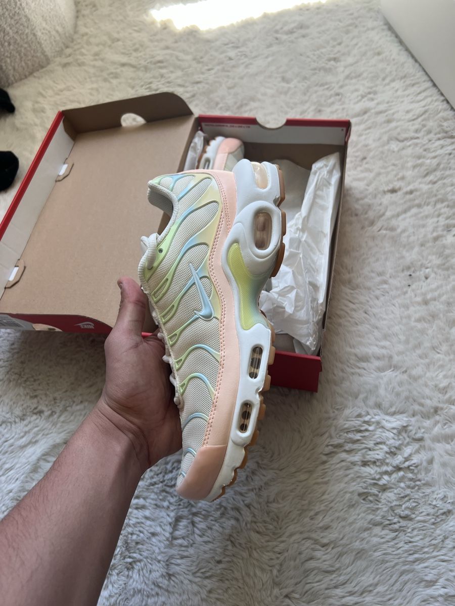 Nike Scarpe da uomo: Baskets Nike Air Max Plus neuves taille 41, parfaites pour – Nuovo e nell'imballaggio originale da Urtenen-Schönbühl venduto da Big.sanad 3
